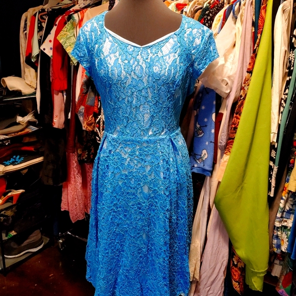 Dress - Picture 1 of 1